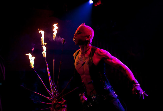 tl-horizontal_main-1